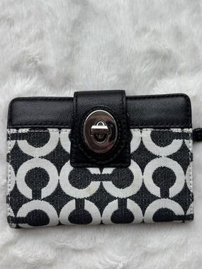 Coach Peiton Canvas Op Art Medium Wallet Black White Turnlock French Purse